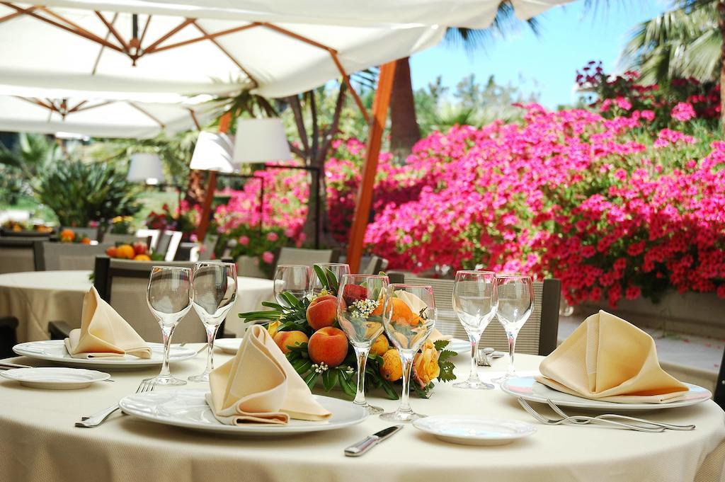 Acacia Resort Parco Dei Leoni Campofelice Di Roccella Esterno foto